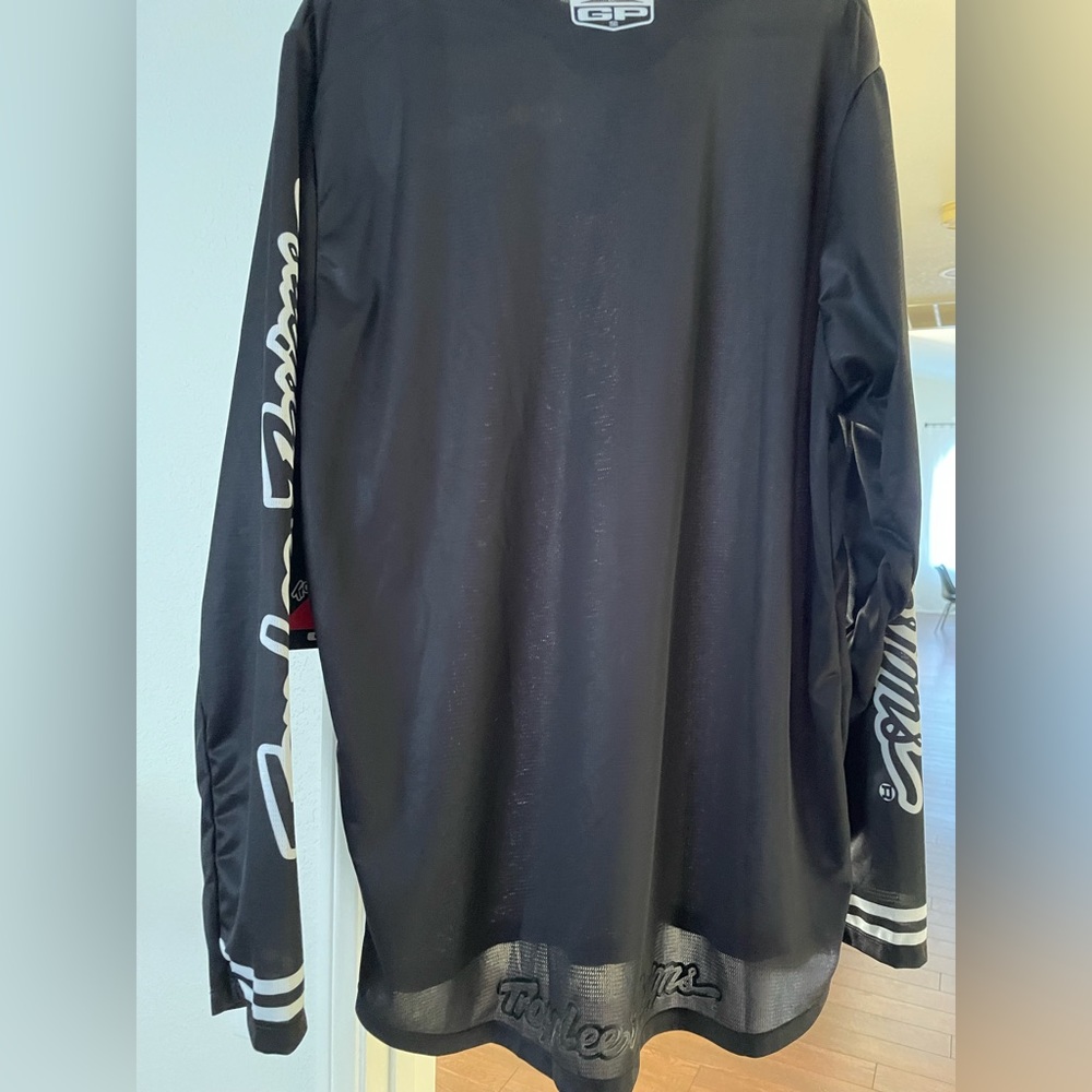 Troy Lee designs jersey
